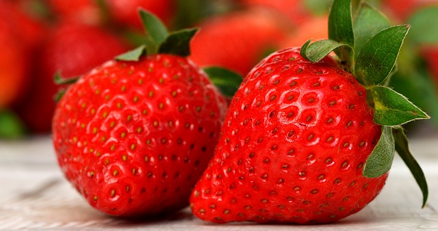 Benefits of eating strawberries