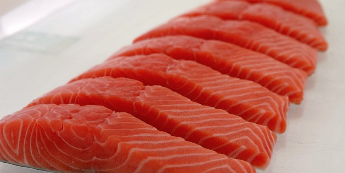 How to store salmon