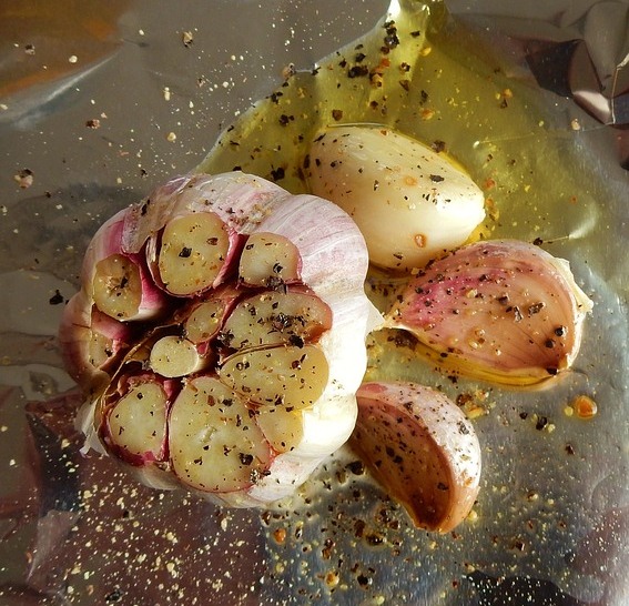 how to roast garlic