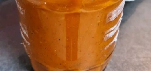 Indispensable Breakfast Sauce With Tomato, Pepper And Garlic