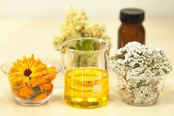 Herbal Remedies That Are Good For Hair Whitening
