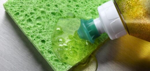 9 areas easily cleaned with dishwashing liquid