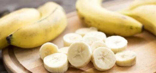 Does banana make you gain weight