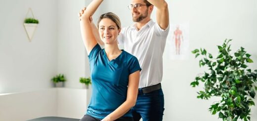 Can a Chiropractor Help with Knee Pain