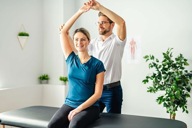 Can a Chiropractor Help with Knee Pain